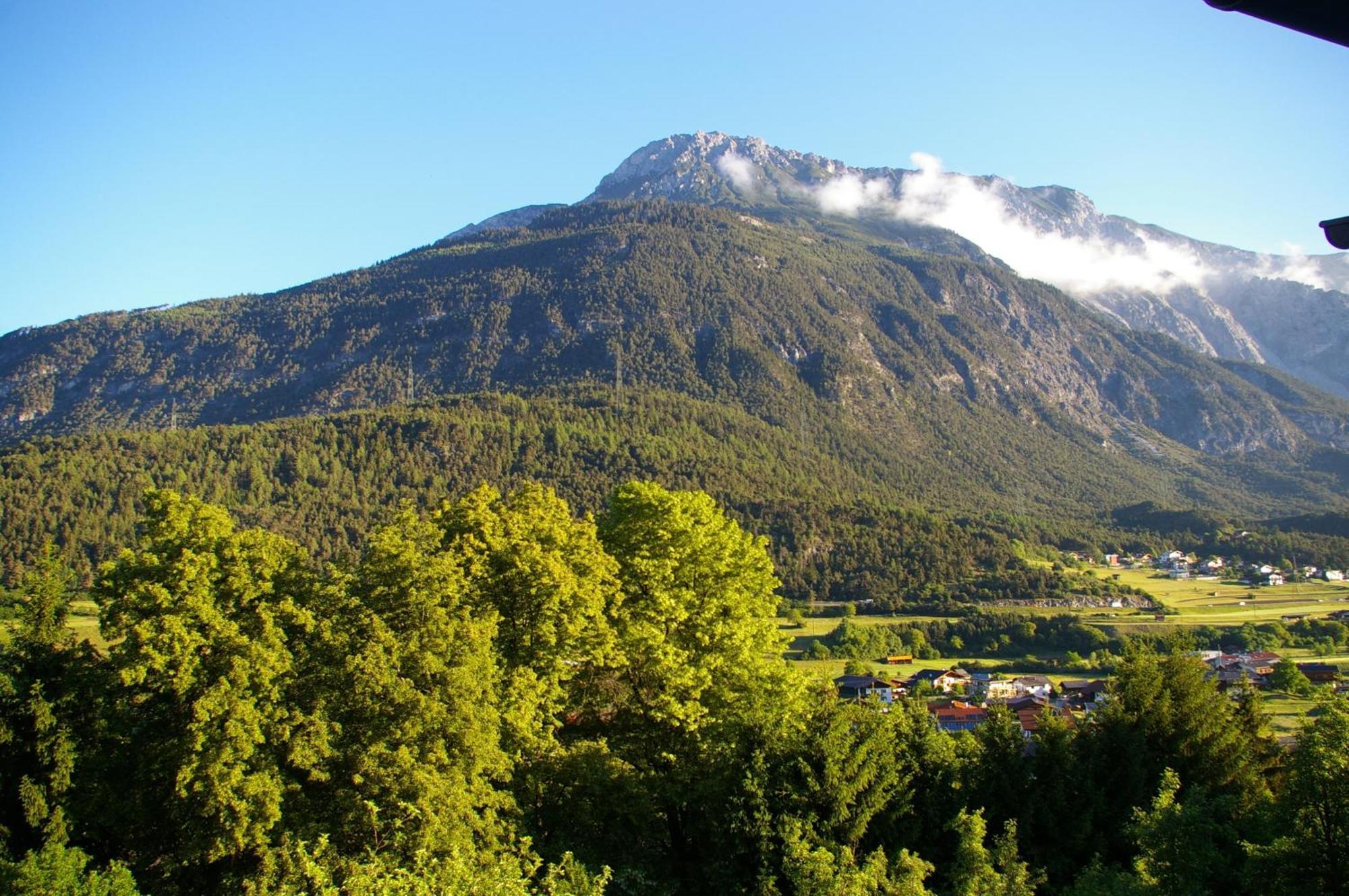 Hotel Thalerhof Roppen Pokoj fotografie